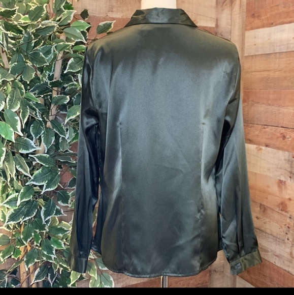 LAURA SCOTT Olive Drab Satin Button Down Blouse - Picture 3 of 3